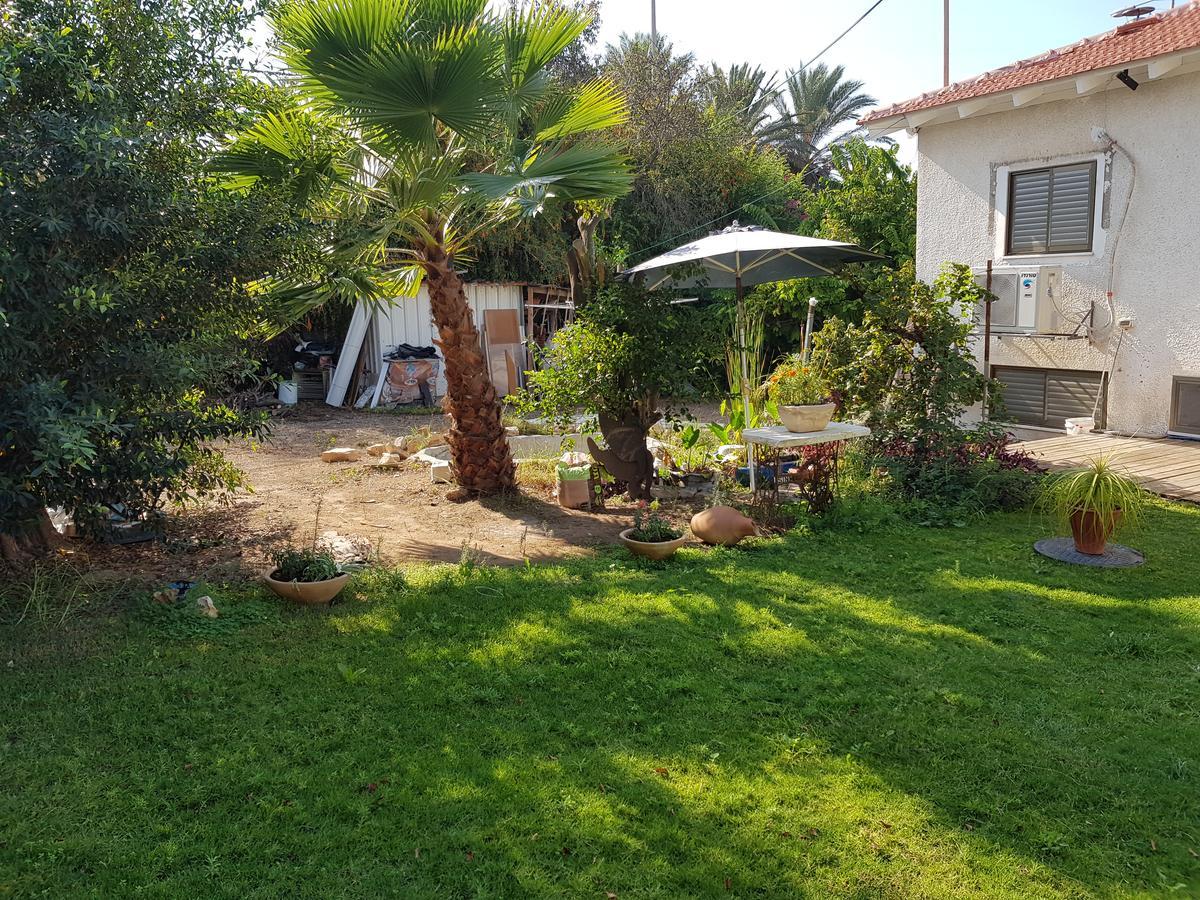 A Pastoral B & B Giv'at Ada Εξωτερικό φωτογραφία